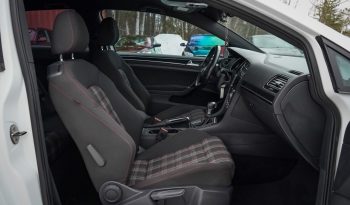 2015 Volkswagen Golf GTI full