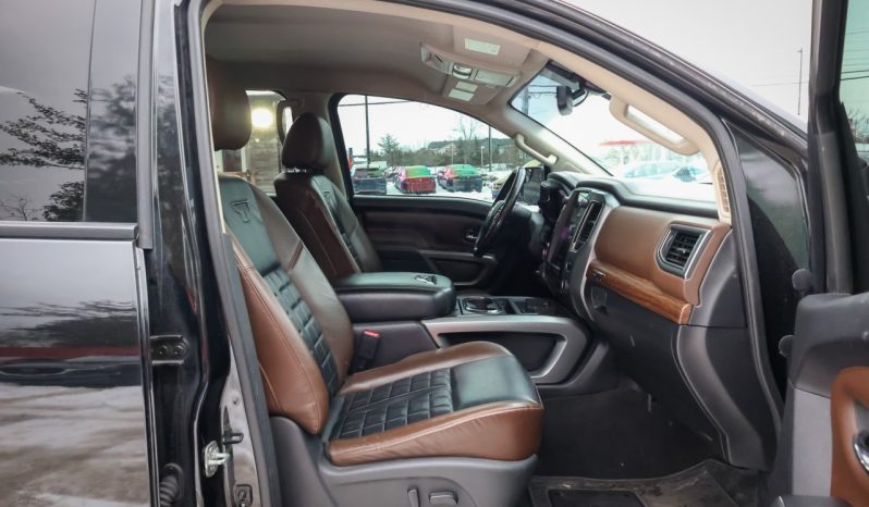 2019 Nissan Titan full