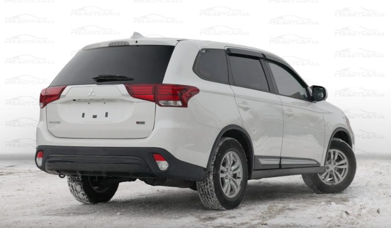 2020 Mitsubishi Outlander full