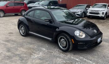 2017 Volkswagen Beetle Coupe full