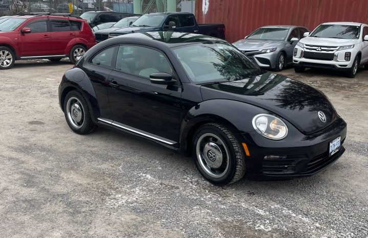 2017 Volkswagen Beetle Coupe full