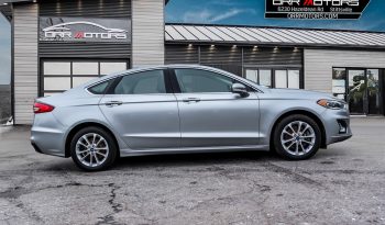 2020 Ford Fusion Energi full