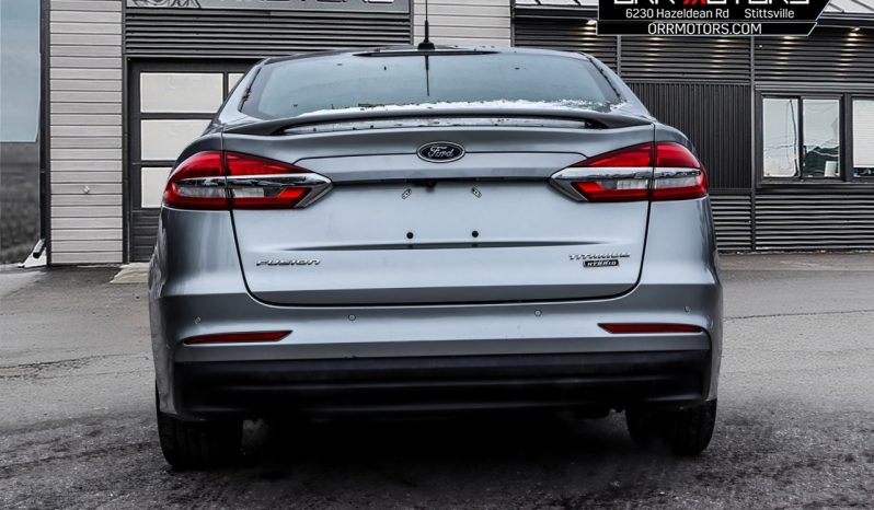 2020 Ford Fusion Energi full